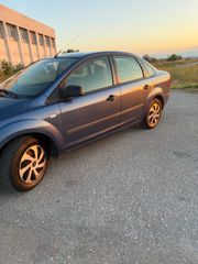 Ford Focus 2005-thumb-2