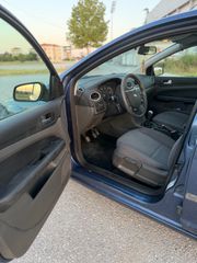 Ford Focus 2005-thumb-8