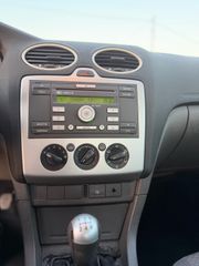 Ford Focus 2005-thumb-18