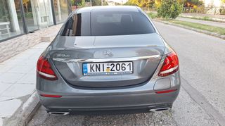 Mercedes-Benz E 300 2019-thumb-3