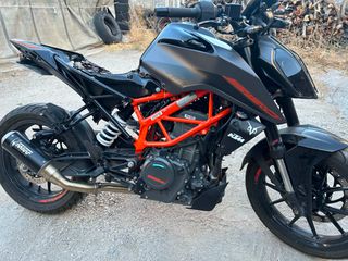KTM 390 Duke 2023-thumb-7