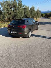 Alfa Romeo Giulietta 2014-thumb-3