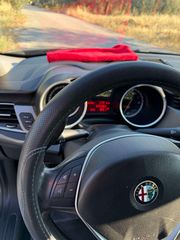 Alfa Romeo Giulietta 2014-thumb-6