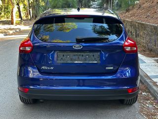 Ford Focus 2015 BUSINESS-thumb-4