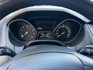 Ford Focus 2015 BUSINESS-thumb-17