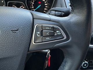Ford Focus 2015 BUSINESS-thumb-19