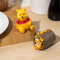Disney Classics Salt and Pepper Shakers Winnie And Tigger