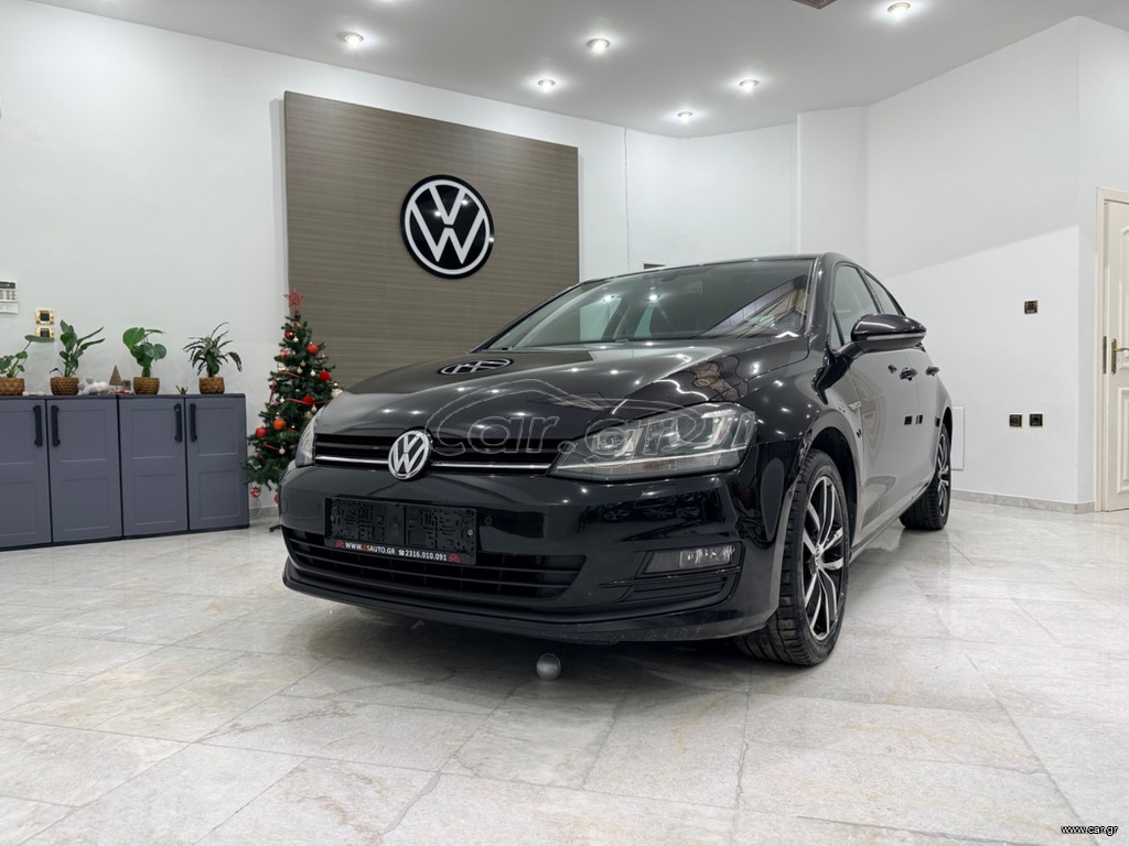 Volkswagen Golf 2015 DSG / Cup / LED / Navi