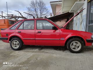Ford Escort 1985 Laser 1,6