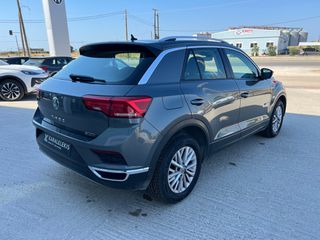 Volkswagen T-Roc 2019 ADVANCE 4MOTION-thumb-4