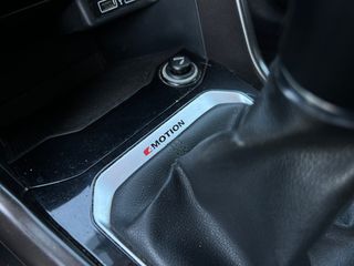 Volkswagen T-Roc 2019 ADVANCE 4MOTION-thumb-12