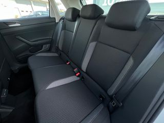 Volkswagen Polo 2024 DSG-thumb-17