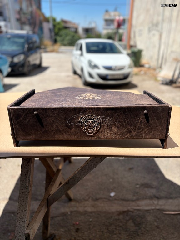 τραπεζάκι scania