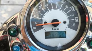 Suzuki VL 125 2001 INTRUDER-thumb-2