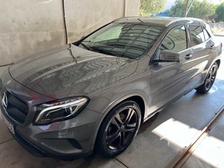 Mercedes-Benz GLA 200 2016