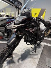 Cyclone CARRERA 125 2026 E5+ + *ΔΩΡΑ*-thumb-2