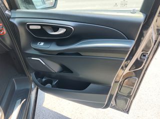 Mercedes-Benz V 250 2018 AVANTGARDE EXTRA LONG-thumb-11