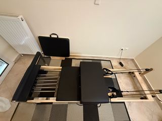 Pilates reformer-thumb-1