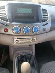 Mitsubishi L200 2008-thumb-9