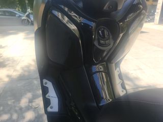 Yamaha XMAX 300 Tech Max 2020 TECH MAX-thumb-8