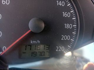 Volkswagen Polo 2006-thumb-12