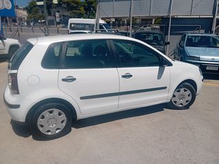 Volkswagen Polo 2006-thumb-6
