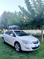 Opel Astra 2010 Astra J