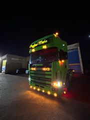 Scania 2002 164 580