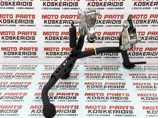 ΔΙΠΛΟ ΣΤΑΝ ΜΕ ΒΑΣΕΙΣ -> YAMAHA T-MAX 500 /2008-2011-thumb-2
