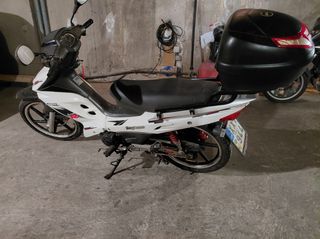 Daytona Sprinter 125 2010-thumb-5