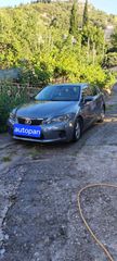 Lexus CT 200h 2012-thumb-5