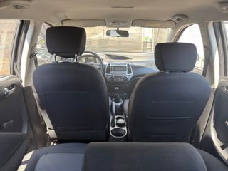 Hyundai i 20 2013 1200CC-FACE LIFT 86ps full bookservise!-thumb-7