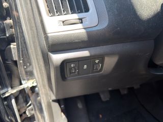 Hyundai i 20 2013 1200CC-FACE LIFT 86ps full bookservise!-thumb-13
