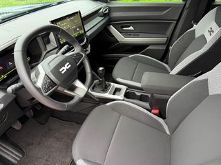 Dacia Bigster 2025 Journey Mild Hybrid-G 140-thumb-8