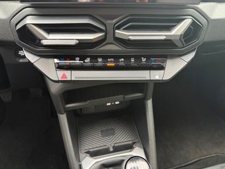 Dacia Bigster 2025 Journey Mild Hybrid-G 140-thumb-25