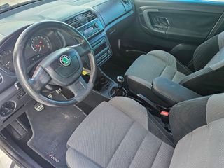 Skoda Fabia 2011 1.2 2011-thumb-8