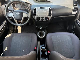 Hyundai i 20 2010 1.2 2010-thumb-13