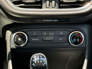 Ford Fiesta 2018-thumb-37
