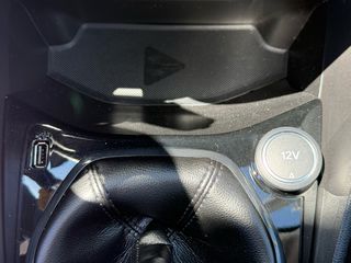 Ford Fiesta 2018-thumb-55