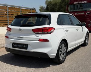 Hyundai i 30 2017 1.6 CRDi 95HP-thumb-2