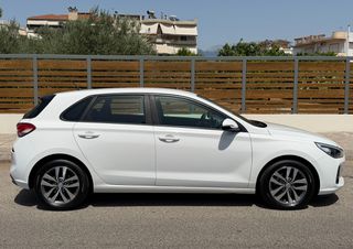 Hyundai i 30 2017 1.6 CRDi 95HP-thumb-4