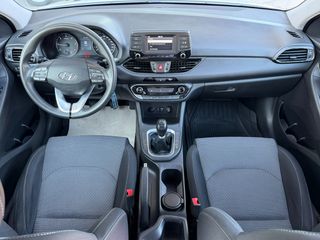 Hyundai i 30 2017 1.6 CRDi 95HP-thumb-16