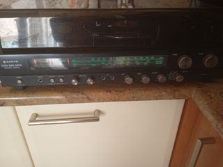 Sanyo stereo system center
