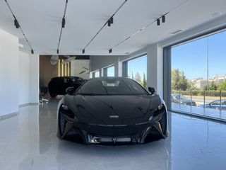 McLaren Artura 2024 BLACK EDITION-thumb-1