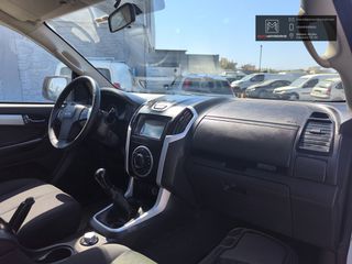 Pickup - Αγροτικό Isuzu 2022 D-MAX 1.9 - 47.896 km  4×4 – DOUBLE CAB – ΠΛΟΥΣΙΟ ΕΞΟΠΛΙΣΜΟ-thumb-9