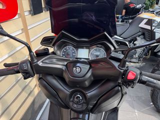 Yamaha XMAX 300 2017 XMAX 300-thumb-7