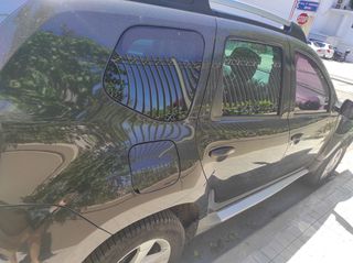 Dacia Duster 2011 DUSTER 4X4-thumb-6