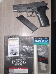 T.M SIG SAUER P226 E2 STAINLESS με 2 γεμιστήρα σκοπευτικά νυκτός της DYTAC και αναβαθμισμένο αλουμινένιο θάλαμο hop up της Guarder 605 και σετ ελατηρίων της Element