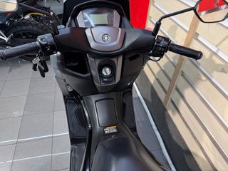 Yamaha NMAX 125 2021 NMAX 125-thumb-17