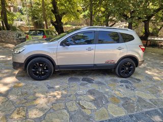 Nissan Qashqai+2 2011-thumb-3